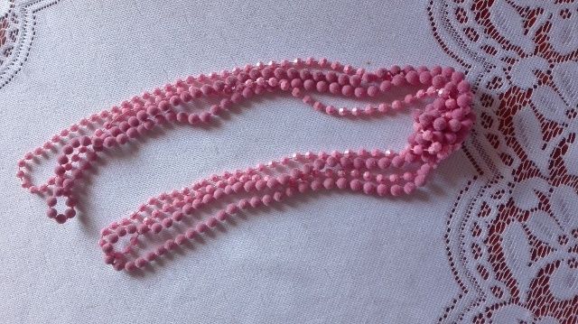 Podwójny różowy naszyjnik