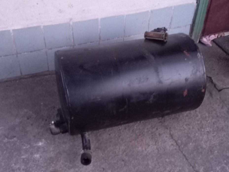 Баку гидравлики подъёма кузова МАЗ(б.у)