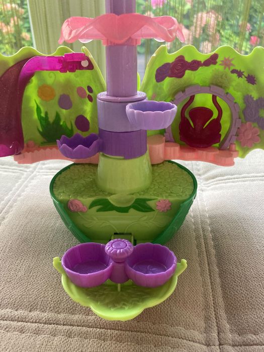 Hatchimals Domek plac zabaw kwiatek