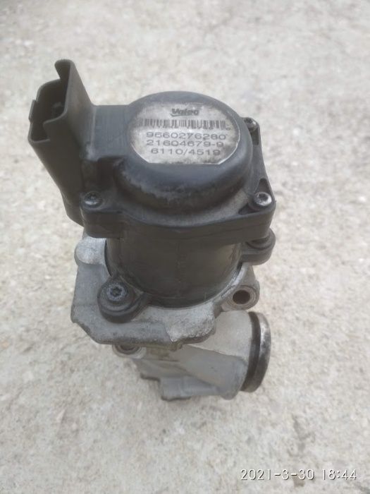 Valvula EGR Peugeot 1.6 HDI usada