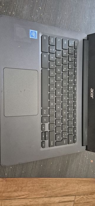 Chrome book laptop