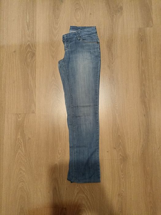 Віддам джинси, брюки