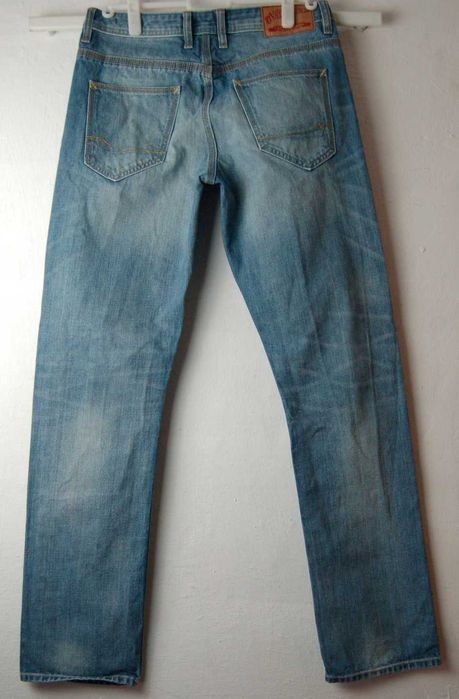 C and A ,A LITRICO W33 L34 pas 82 jeansy męskie proste