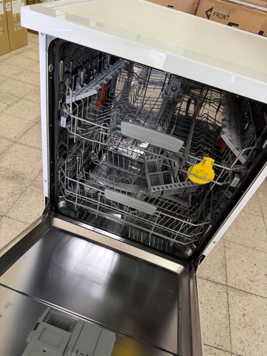 Maquina louca branca …