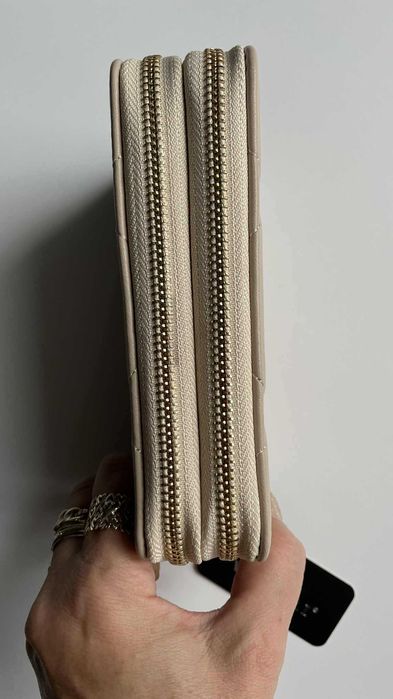 Nowy duży portfel Versoli  beżowy  - pufka