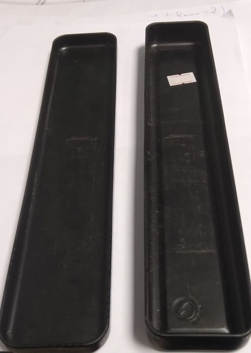 Metalowe etui / pudełko ESPRIT – czarne, motyw miast (26x5 cm)
