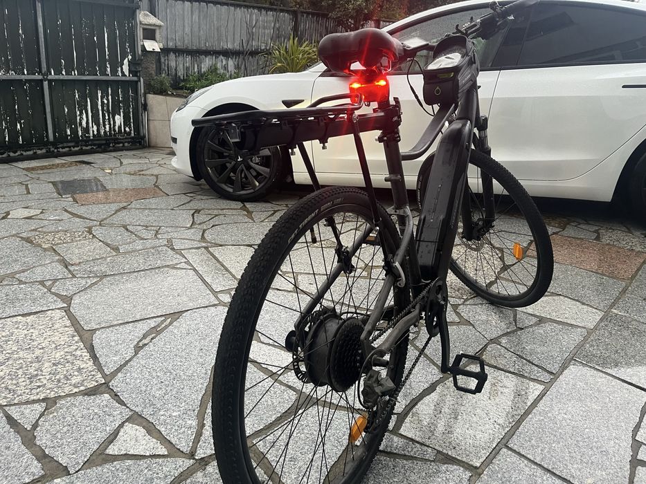 Bicicleta Elétrica Riverside 520E — 859 km — Autonomia 50–70 km