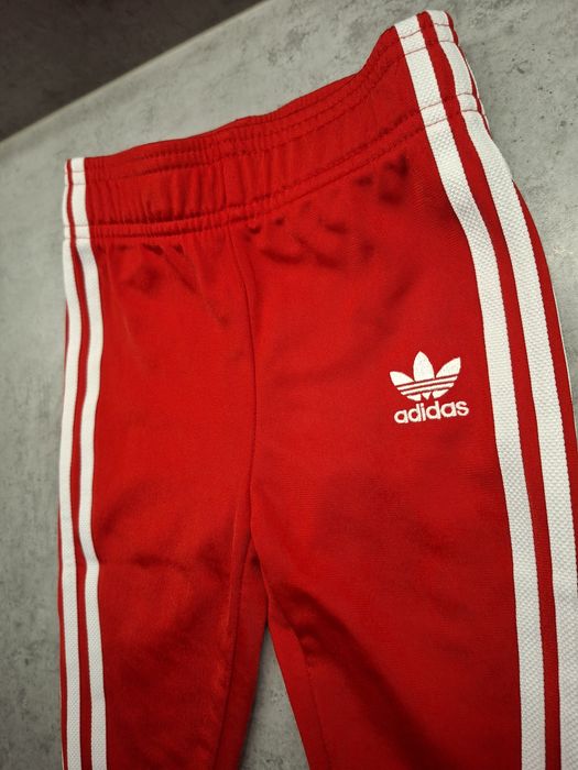 Komplet Adidas w stanie bardzo dobrym