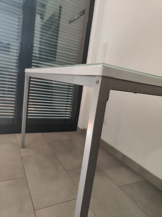 Mesa cozinha + 3 Cadeiras