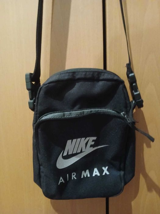 Bolsa de ombro Nike oficial