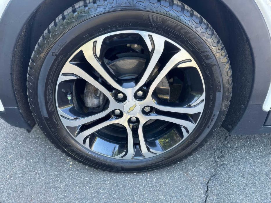 Chevrolet Bolt Ev      2020