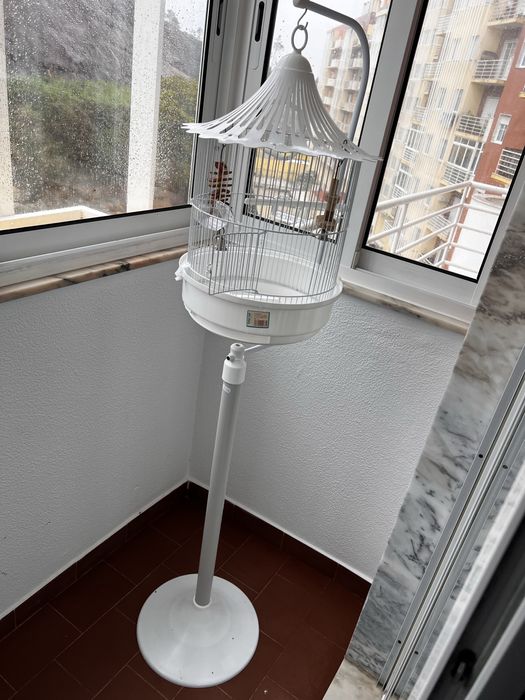 Gaiola com pe - Marca Tropical