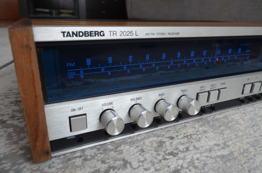 Ресивер  Tandberg TR-2025 L