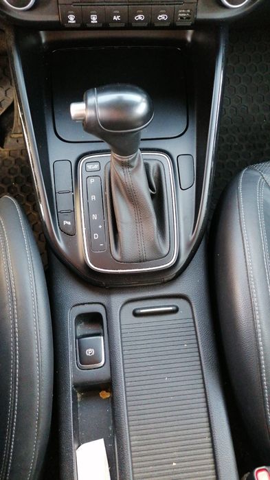 Kia Carens 1.7 CRDi, caixa automática, 2018