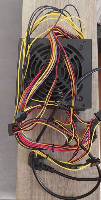 Блок питания Aero Cool VX 550 ватт к ПК [ЧИТАЙТЕ ОПИСАНИЕ]