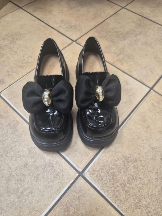 Buty skórzane 37