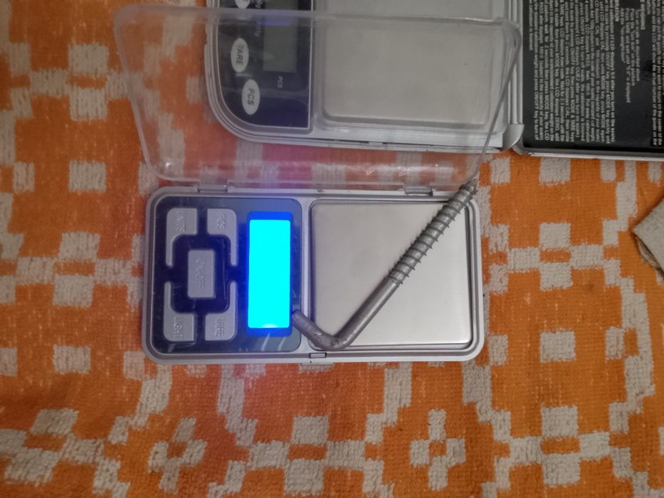 Продам ваги ювелірні та для точних вимірів ваги