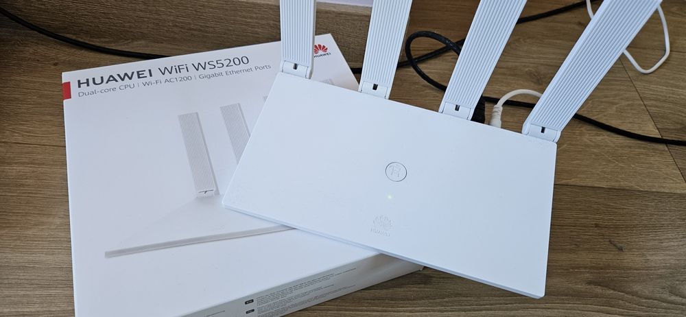 Modem Huawei B818