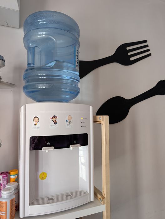 Dispensador de Água / Refrigerador