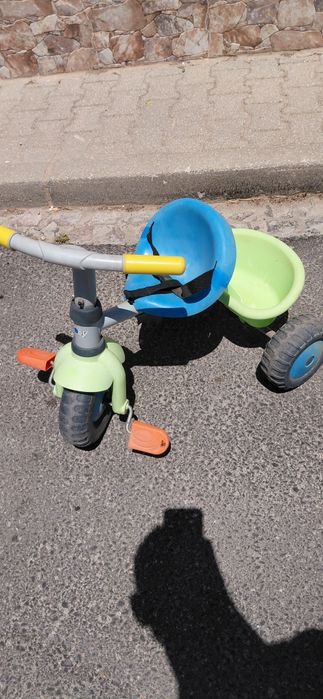 Triciclo de criança