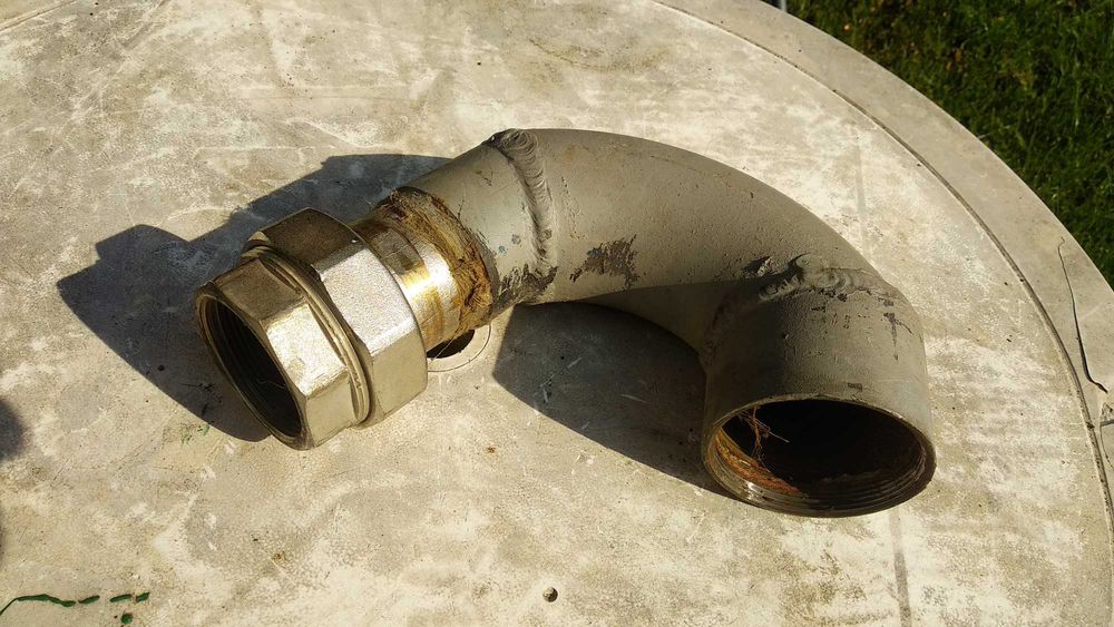 Американка 2дюйма латунная с коленом.