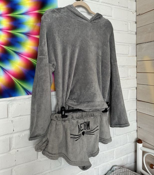 Пухнастий домашній костюм