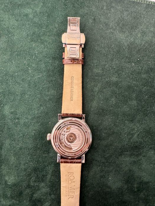 Новые  часы  ROAMER 101.638