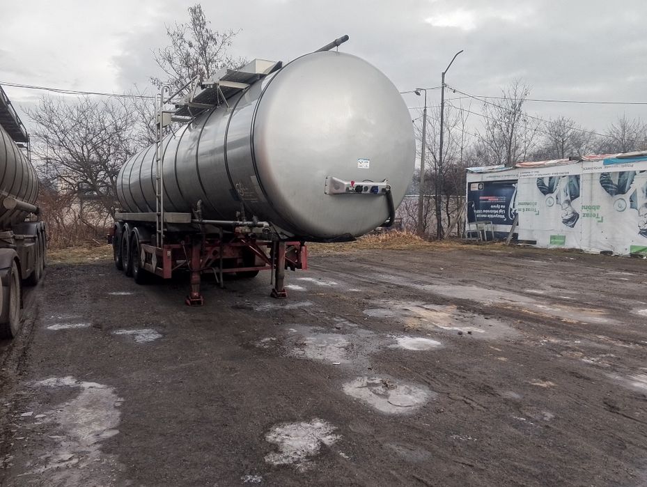 Käsebohrer cysterna ADR L4BH  Nierdzewka 1 komora 30000 litrów