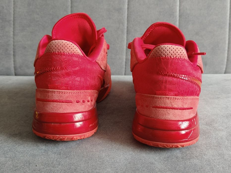Buty Nike ZM LEBRON nxxt gen ampd