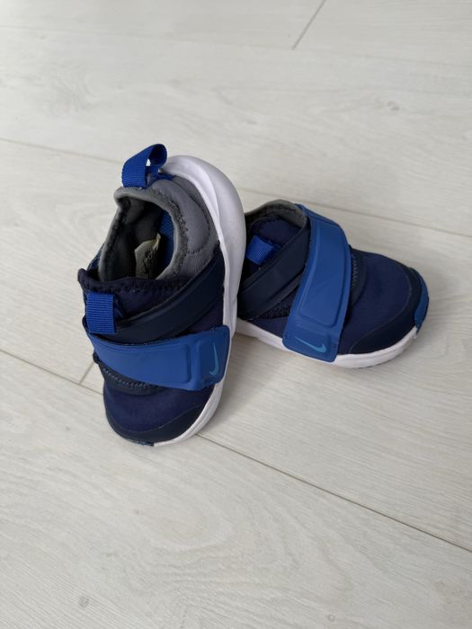 Кросівки Nike 22 розмір