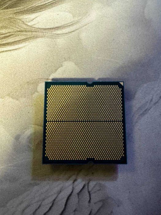 Процесор AMD Ryzen 5 9600X