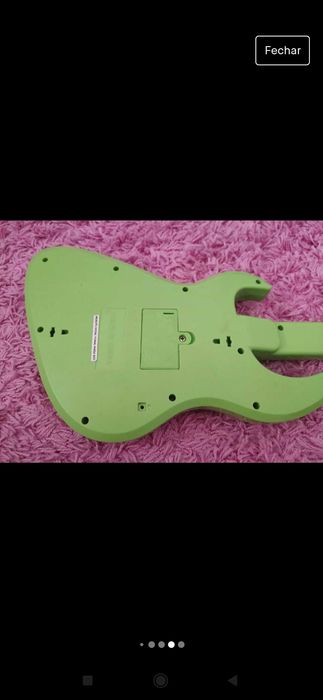 Panda guitarra musical