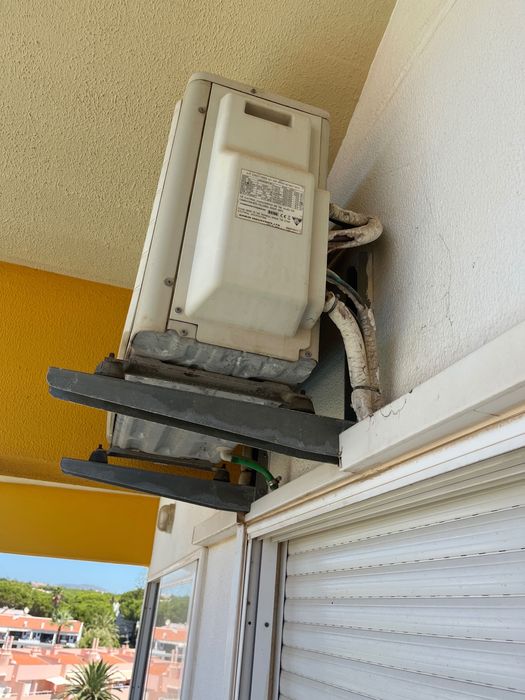 Ar condicionado interno Daikin (multisplit) em bom estado