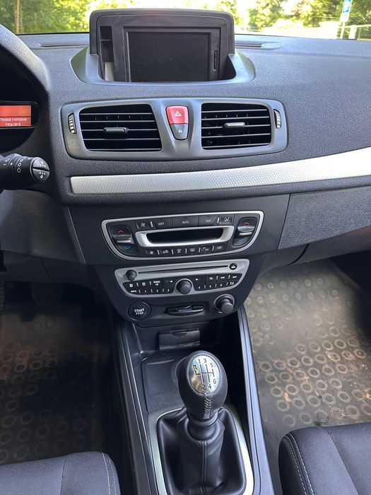 Продам машину Renault Megane 3 універсал
