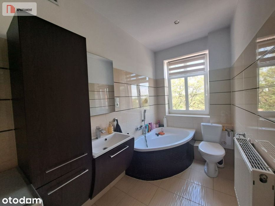 82 m2/4 pokoje/klimatyzacja/blisko Pkp