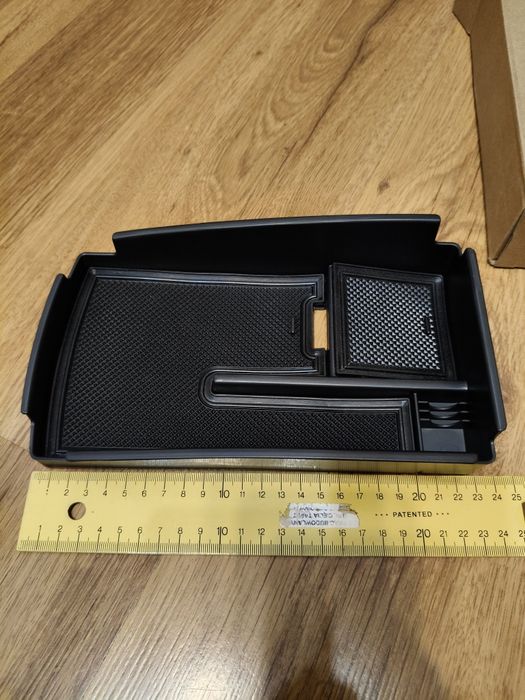 Podłokietnik wkładka półka schowek Volkswagen Passat B6 B7 CC