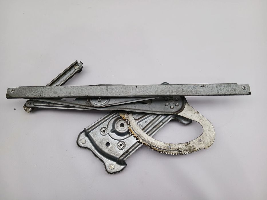 Elevador vidros frente direito RENAULT Megane III Grandtour (KZ0/1)