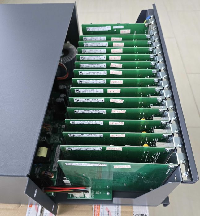 Centrala telefoniczna Platan Libra 6 linii miejskich 40 wew 4 cyfrowe