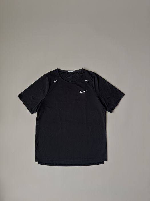 Спортивна футболка Nike Running