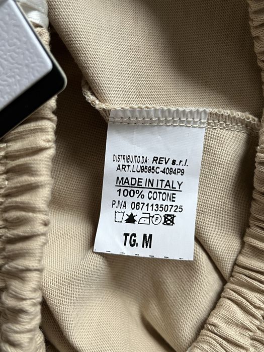 Шорти бежеві Zara