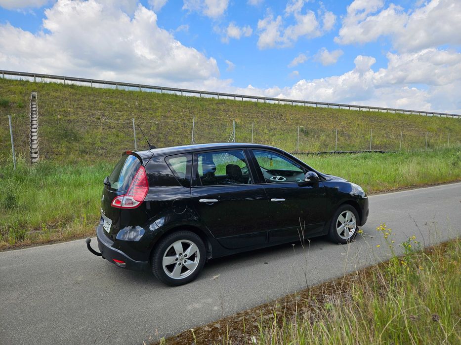 Renault  Scenic