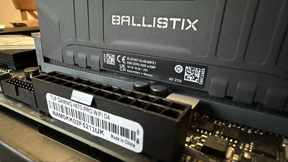 Płyta główna Asus h670 pro intel 12700k ram ddr4 3600