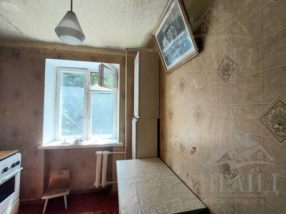 Продається 2-кімнатна квартира на пр. Перемоги
