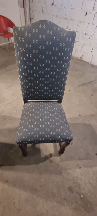 Cadeiras de sala antigas
