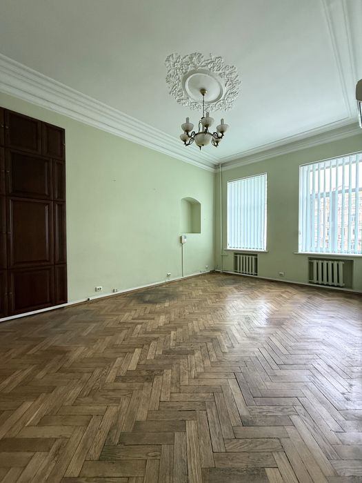 Без% аренда офис помещение 82 м2 центр Печерск Бассейная