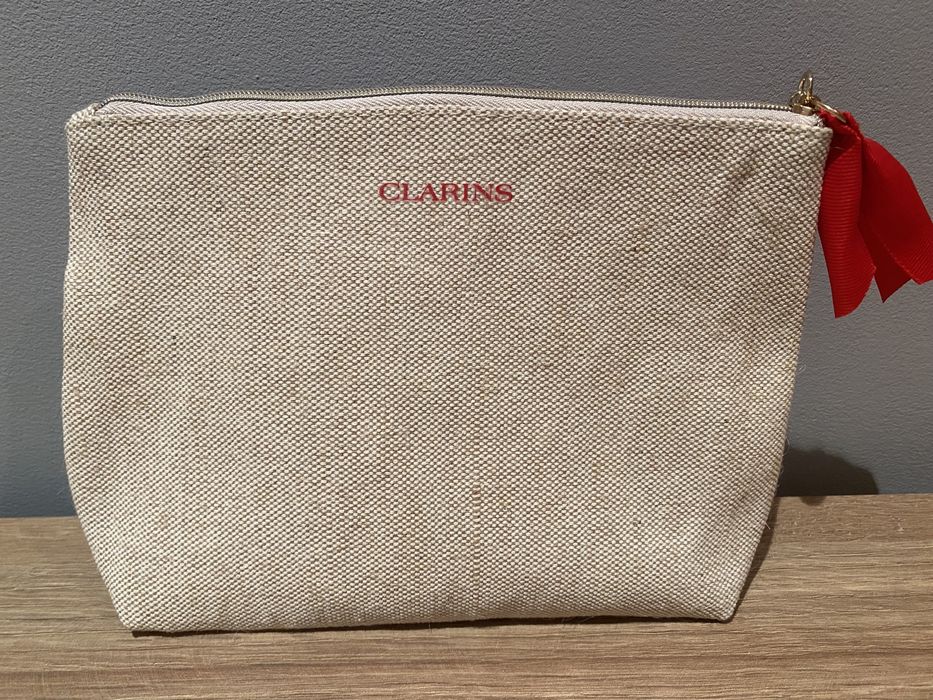 Bolsa de maquilhagem Clarins