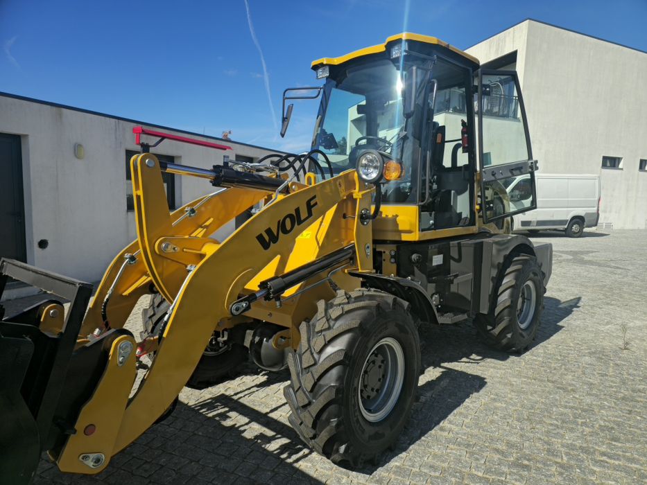 Pa Carregadora Wolf WL160