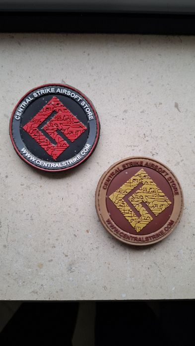 Patches, pins e stickers