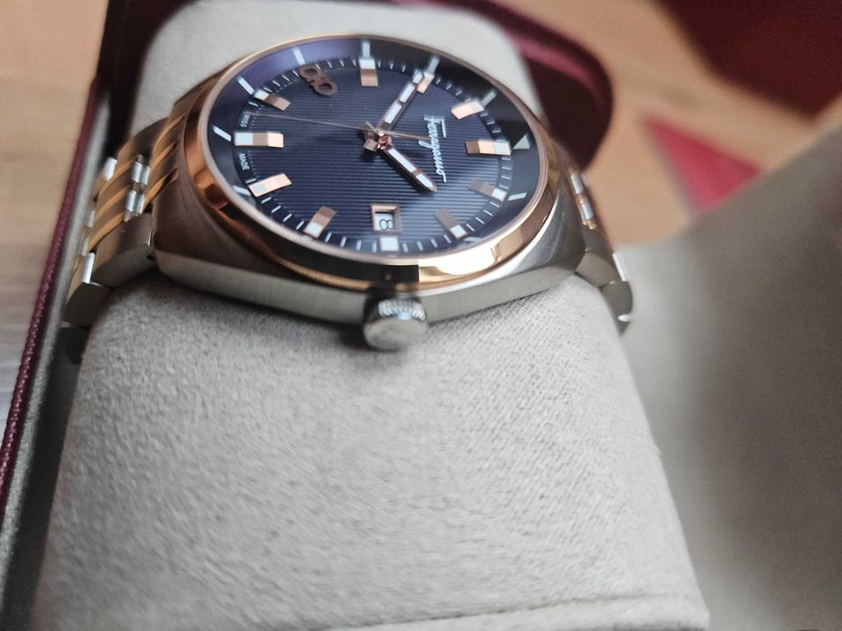 Salvatore Ferragamo Ref: SFNJ00520