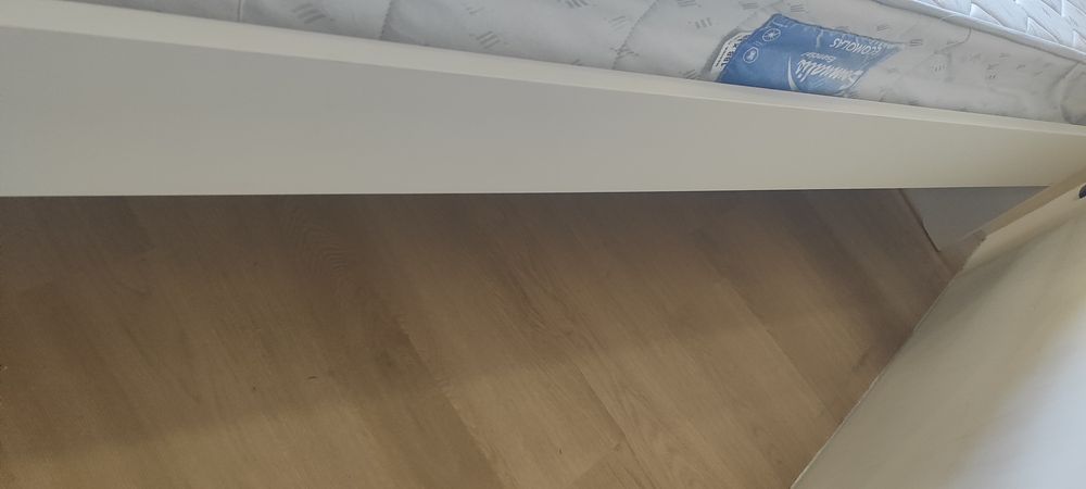 Cama solteiro branca do IKEA como Nova
